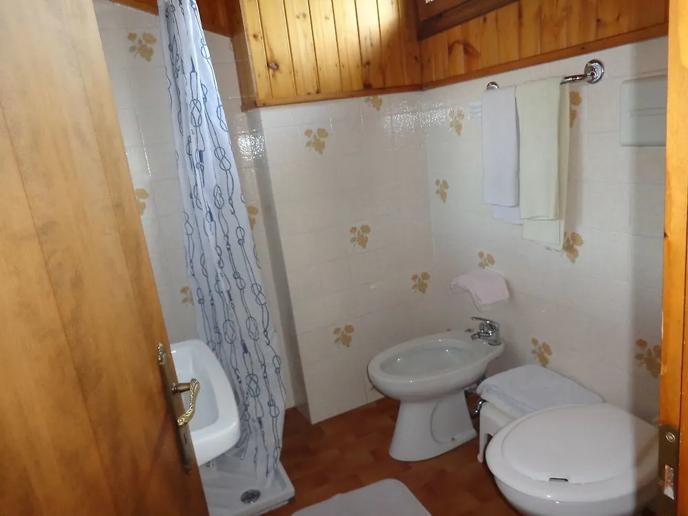 B&B Astor Alleghe Bed and breakfast