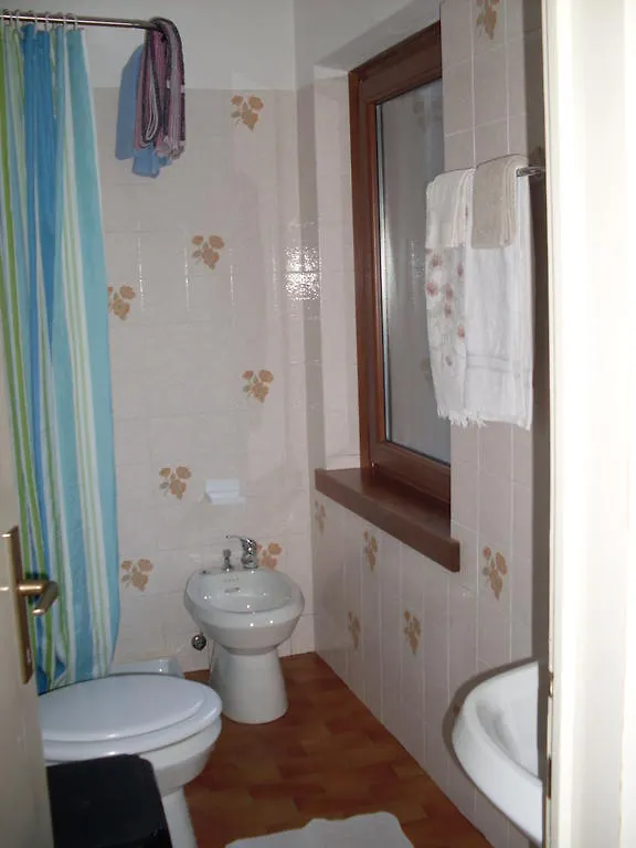 B&B Astor Alleghe Bed & Breakfast